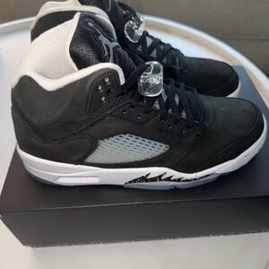 Air Jordan 5 Retro Black Cool Grey White Men’s 9.5/Women’s 11 OG Box